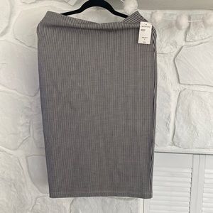 New with tags Sanctuary black and white checked Hounds tooth print skirt